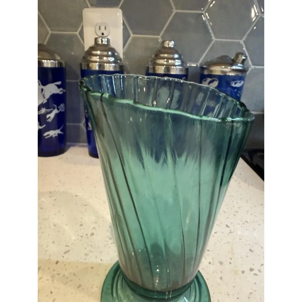 Jeannette Ultramarine Swirl Teal 7 5/8
